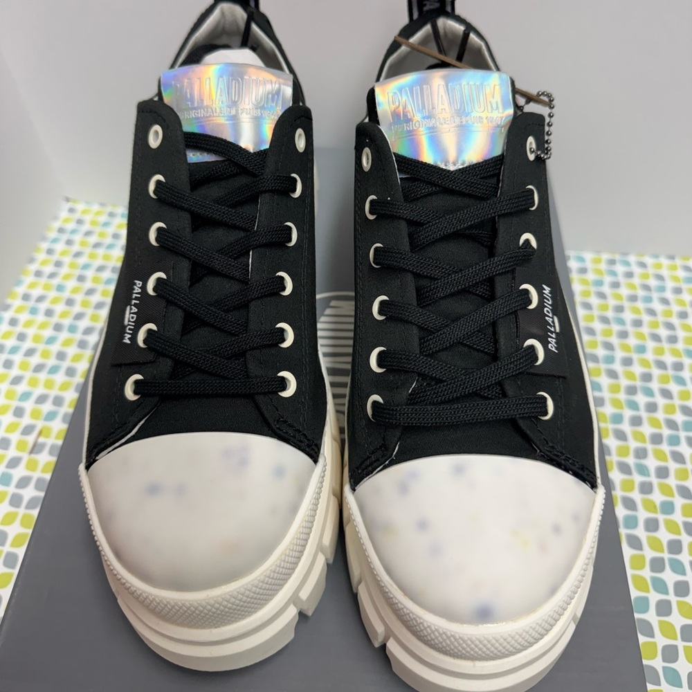 Palladium Revolt Lo TX Platform Lace-Up Sneakers - Picture 2 of 8